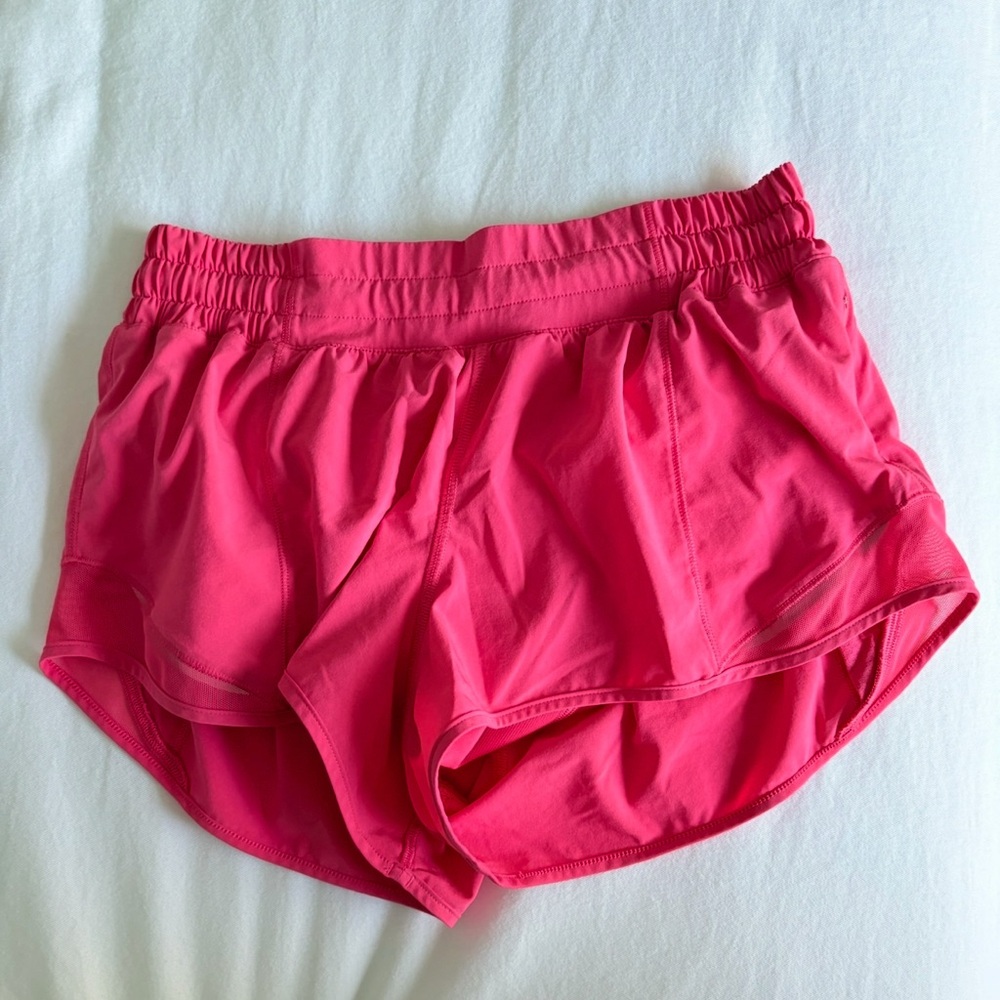 lululemon hotty hot Shorts - pink